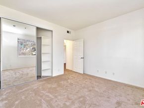 620 S Gramercy Place 301, Los Angeles CA 90005