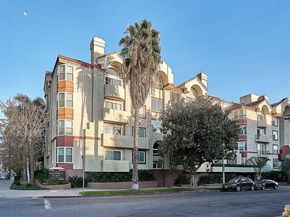 620 S Gramercy Place 301, Los Angeles CA 90005