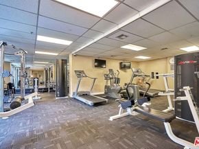 620 S Gramercy Place 301, Los Angeles CA 90005