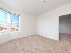 620 S Gramercy Place 301, Los Angeles CA 90005