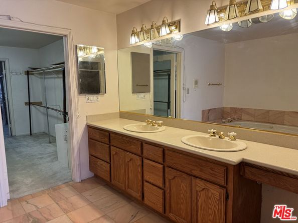 1137 Eagle Vista Drive, Los Angeles CA 90041