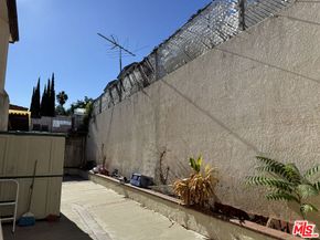 1137 Eagle Vista Drive, Los Angeles CA 90041