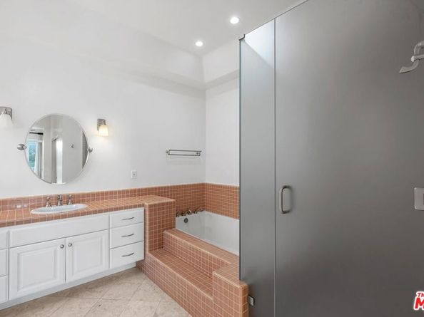 2042 Palisades Drive, Pacific Palisades CA 90272