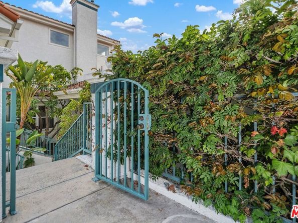 2042 Palisades Drive, Pacific Palisades CA 90272