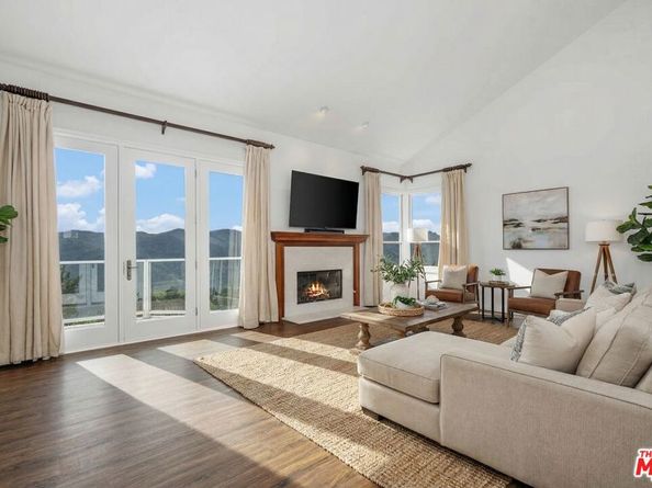 2042 Palisades Drive, Pacific Palisades CA 90272