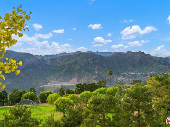 2042 Palisades Drive, Pacific Palisades CA 90272