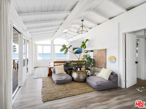 21030 Pacific Coast Highway, Malibu CA 90265