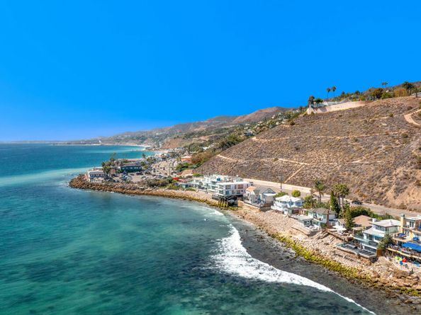 21030 Pacific Coast Highway, Malibu CA 90265