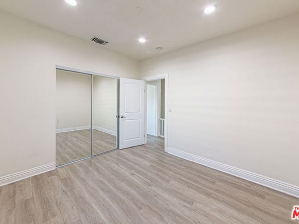 801 N Alexandria Avenue, Los Angeles CA 90029