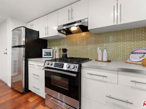 960 Sanborn Avenue 3, Los Angeles CA 90029