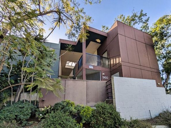 960 Sanborn Avenue 3, Los Angeles CA 90029