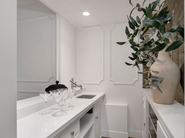 1163 Angelo Drive, Beverly Hills CA 90210