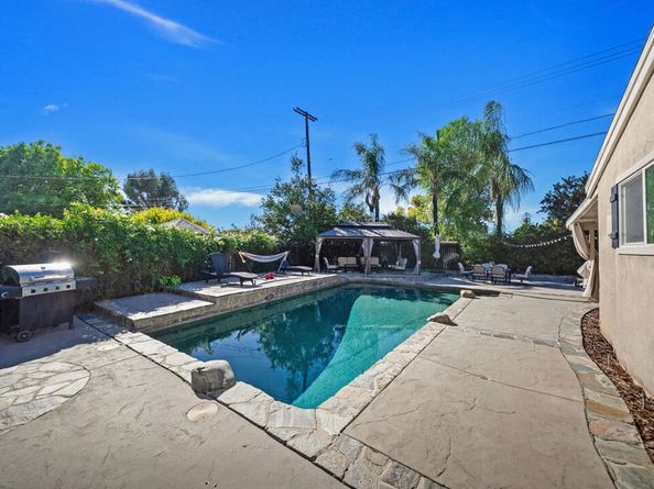 10939 Yolanda Avenue, Porter Ranch CA 91326