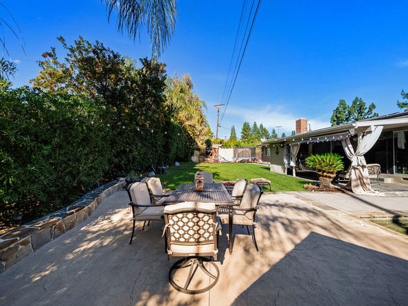 10939 Yolanda Avenue, Porter Ranch CA 91326