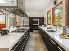1188 Brooklawn Drive, Los Angeles CA 90077