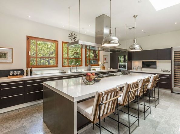 1188 Brooklawn Drive, Los Angeles CA 90077