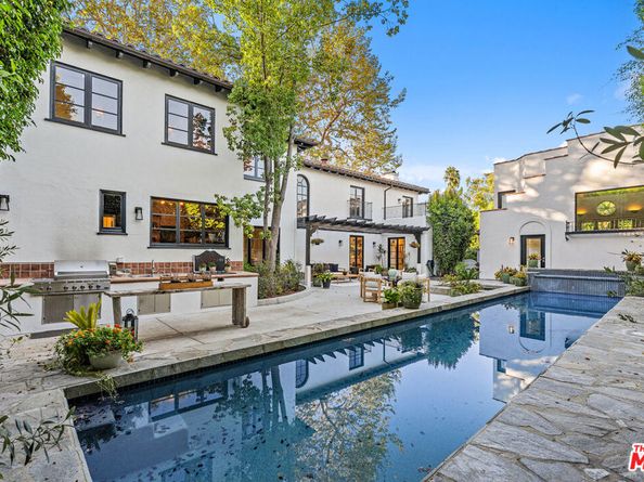 200 Lorraine Boulevard, Los Angeles CA 90004