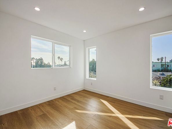 954 N Kingsley Drive, Los Angeles CA 90029