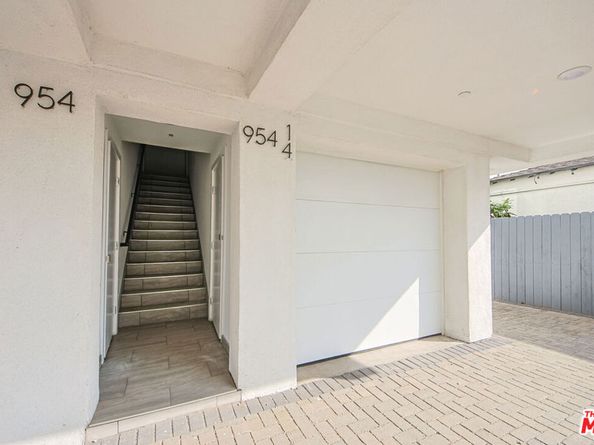 954 N Kingsley Drive, Los Angeles CA 90029