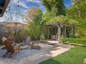 221 S St Andrews Place, Los Angeles CA 90004