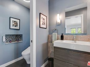 16201 Gilmore Street, Lake Balboa CA 91406