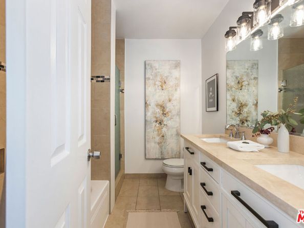625 N Flores Street 101, West Hollywood CA 90048