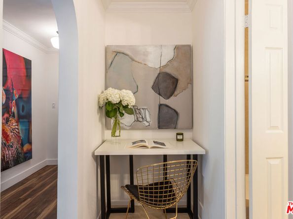 625 N Flores Street 101, West Hollywood CA 90048