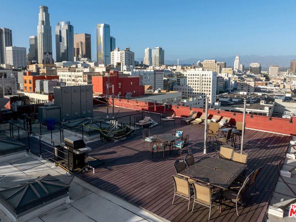 315 E 8th Street 1004, Los Angeles CA 90014