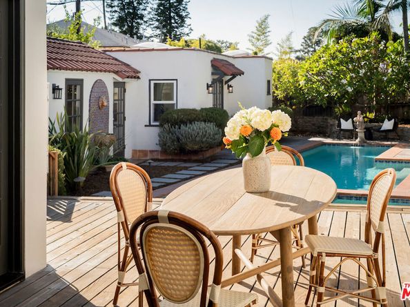 1243 S Stanley Avenue, Los Angeles CA 90019