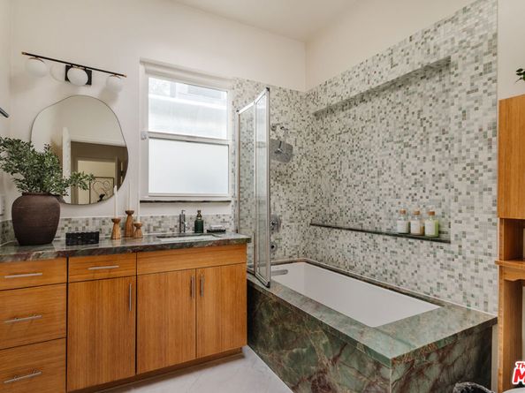 8730 Wonderland Avenue, Los Angeles CA 90046