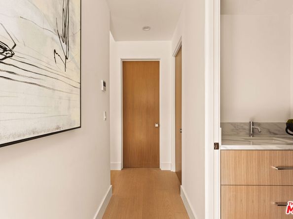 2425 20th Street A, Santa Monica CA 90405