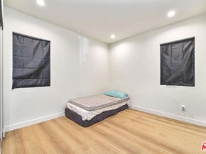 11137 Archwood Place, North Hollywood CA 91606