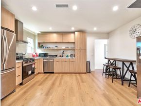 11137 Archwood Place, North Hollywood CA 91606