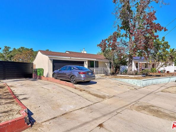 11137 Archwood Place, North Hollywood CA 91606