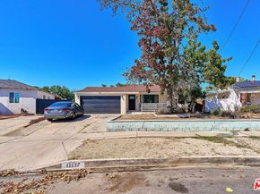 11137 Archwood Place, North Hollywood CA 91606