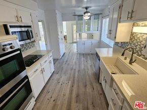 2130 N Beachwood Drive, Los Angeles CA 90068