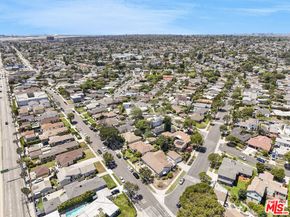 7803 Flight Ave, Los Angeles CA 90045