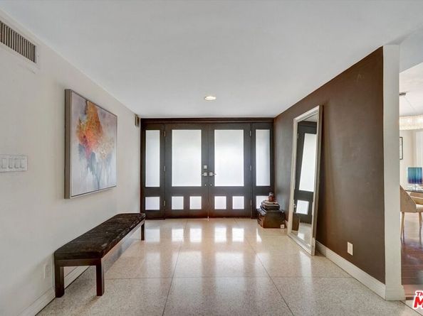 3530 Royal Woods Drive, Sherman Oaks CA 91403