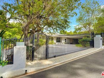 3530 Royal Woods Drive