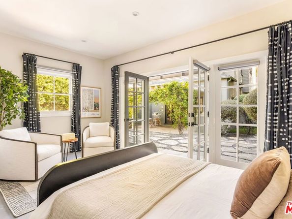 4133 Camellia Avenue, Studio City CA 91604