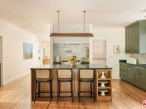 4133 Camellia Avenue, Studio City CA 91604