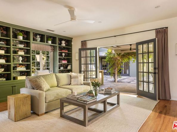 4133 Camellia Avenue, Studio City CA 91604