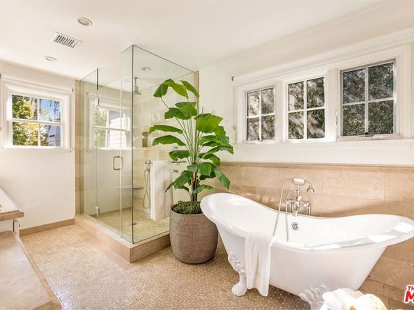 4133 Camellia Avenue, Studio City CA 91604
