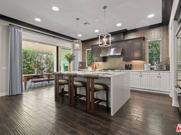 55 Suede, Irvine CA 92602