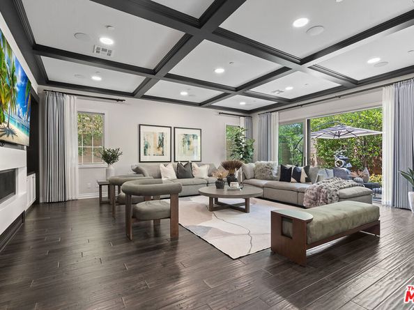 55 Suede, Irvine CA 92602