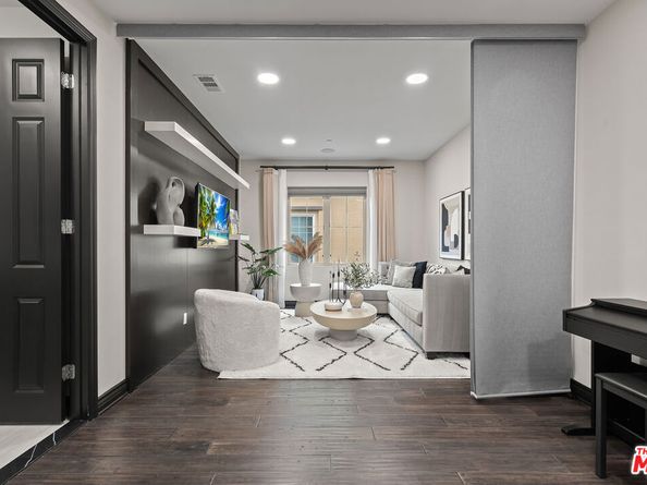 55 Suede, Irvine CA 92602