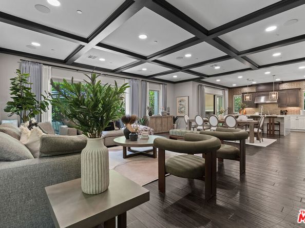 55 Suede, Irvine CA 92602
