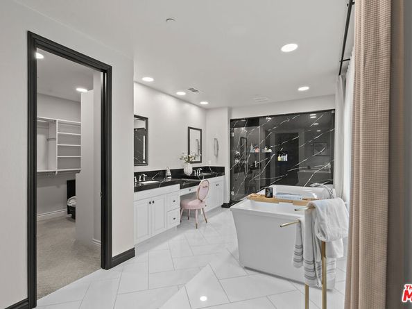 55 Suede, Irvine CA 92602