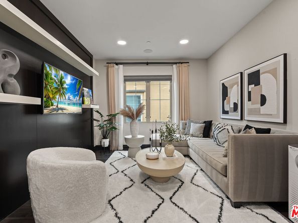 55 Suede, Irvine CA 92602