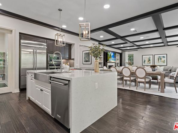 55 Suede, Irvine CA 92602
